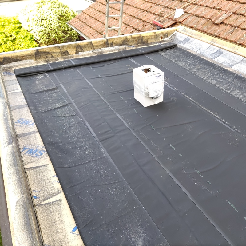 Étanchéité EPDM et isolation toiture plate